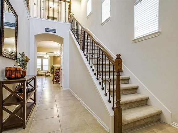 5th image of 10604 Matador Dr