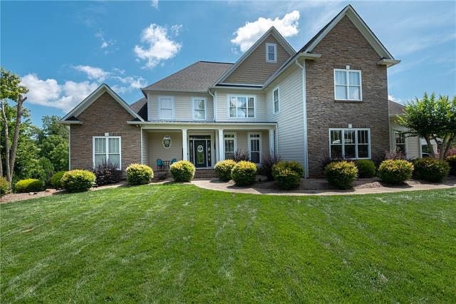 1st image of 4700 Blair Dr