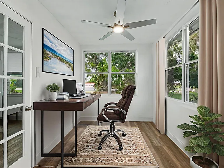 8812 Oakwood Dr — Photo 5