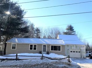 171 Weymouth Rd, Gray, ME 04039