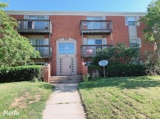 906 E Harding Dr APT 304, Urbana, IL