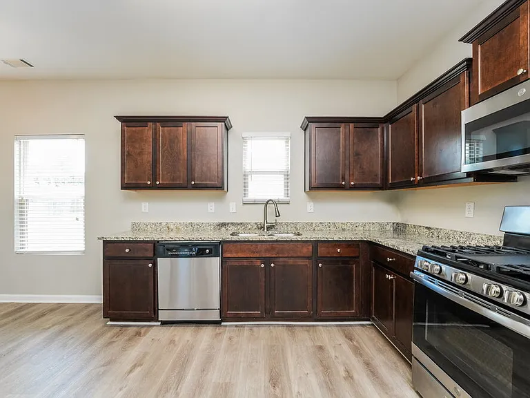3458 Sandstone Trl SE — Photo 6