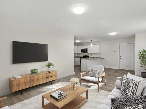 Apartments at Brunswick Landing