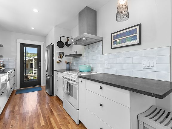 Kitchen with Gas Range