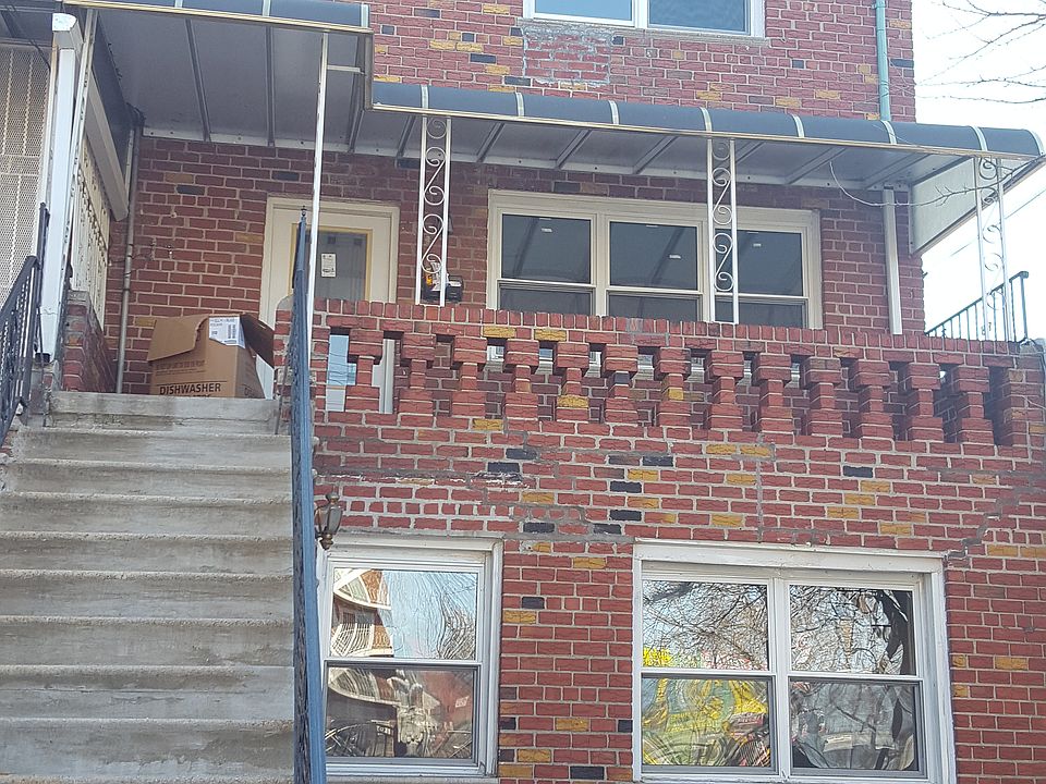 1st image of 530 E 80th St