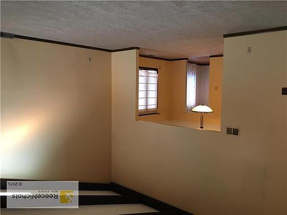 5th image of 132 Woodbridge Ln