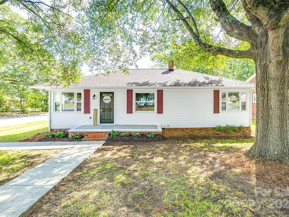 1st image of 701 Rockwood Dr