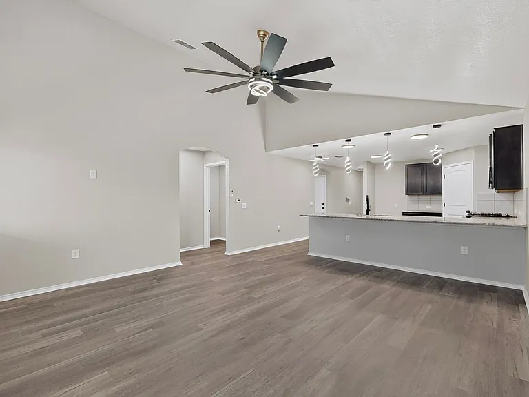735 Pelican Point — Photo 7