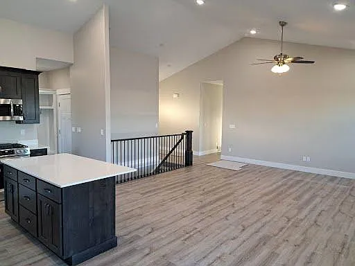 348 S 2300 W — Photo 5
