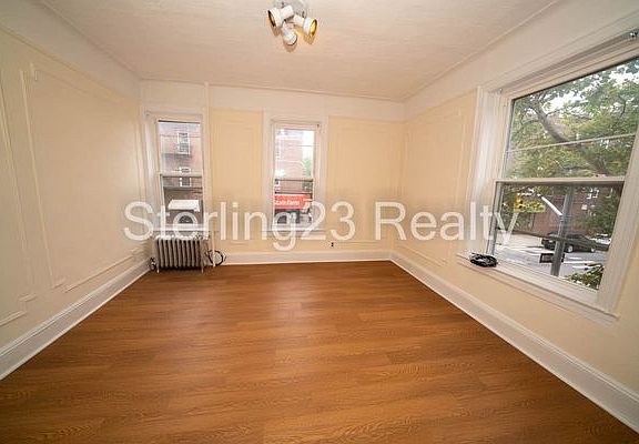5th image of 28-19 23rd Ave #106