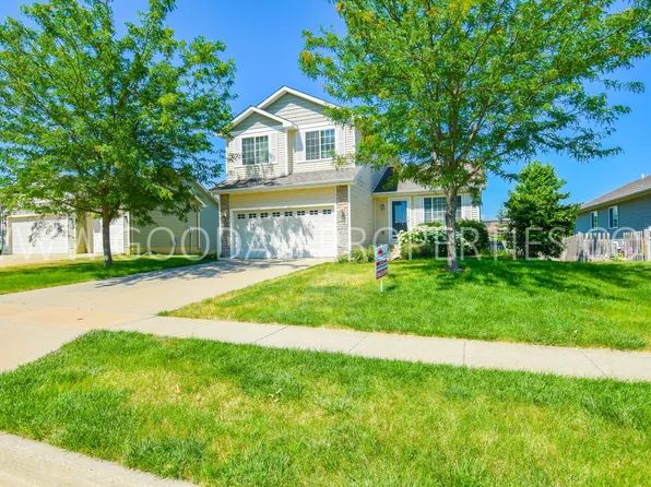 3504 163rd St, Urbandale, IA 50323