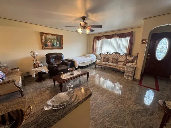 1992 West 13th Street image 6 of 23