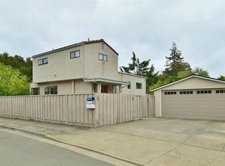 17705 Redwood Rd, Castro Valley, CA 94546