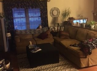 9831 Deerfield Dr, Irwin, PA 15642