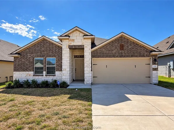 2110 Chief St, Bryan, TX 77807