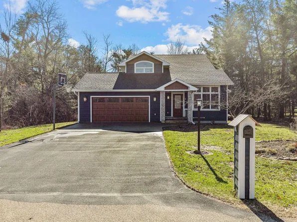 1350 CRIMSON COURT, Plover, WI 54467