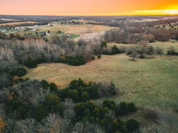 A2 S Hunt Rd, Lone Jack, MO 64070