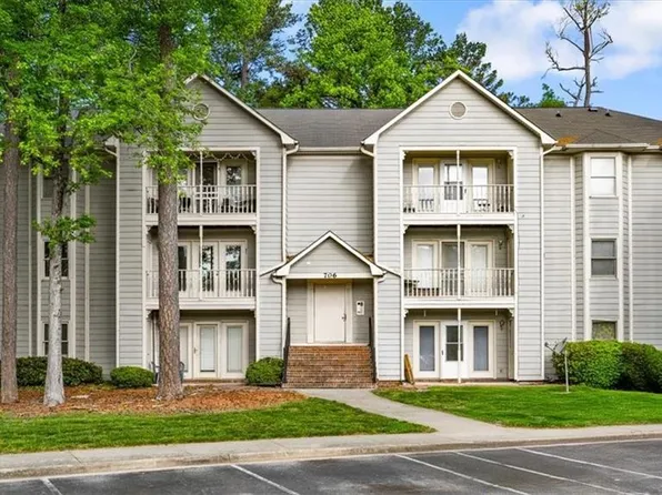706 Glendale Dr APT H, Greensboro, NC 27406