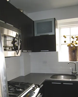 Rented by Metropolitan Equities | media 25