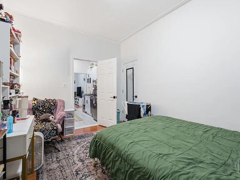 426 E 73rd St #1RW — Photo 8