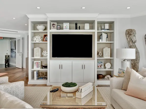 750 Ocean Royale Way Way #401, Juno Beach, FL 33408