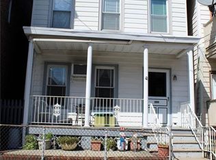 208 Market St, Perth Amboy, NJ 08861