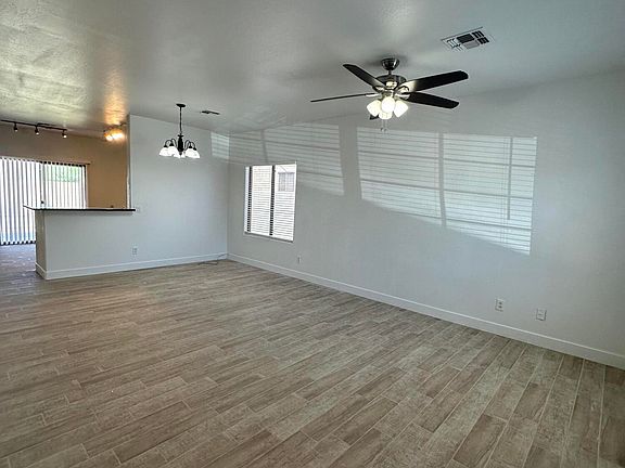 2nd image of 2861 N Rosa Ln