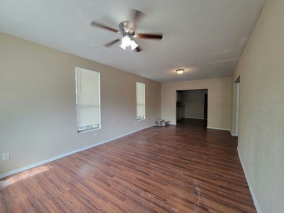 5th image of 607 Gulf St