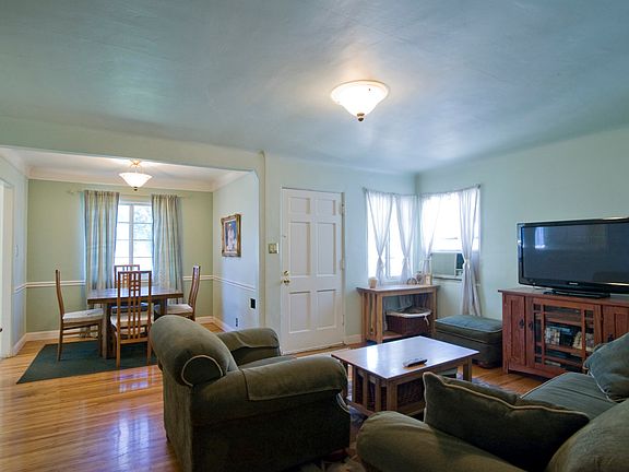 3rd image of 2112 N Brighton St
