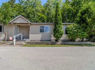 MF Fouch Rd-Duplex, Traverse City, MI 49684