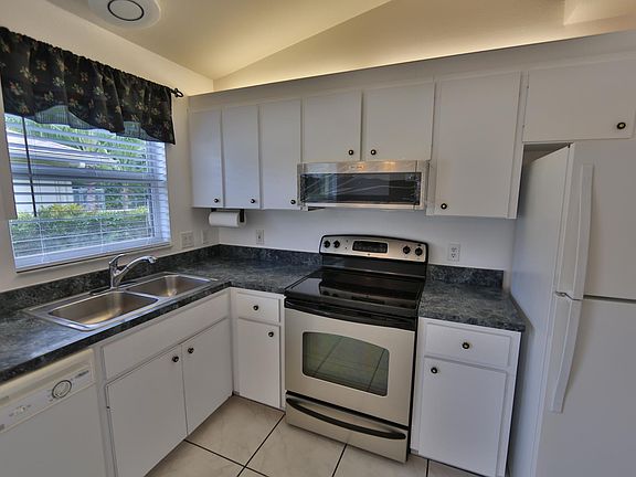 3rd image of 5684 Alden Garden Way