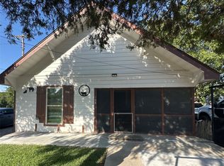 108 White St, Italy, TX 76651