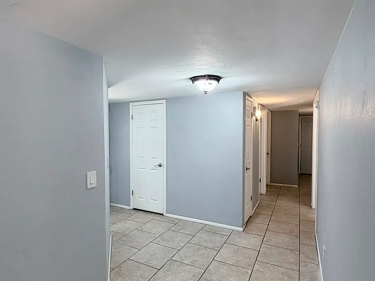 11815 N 65th Dr — Photo 14