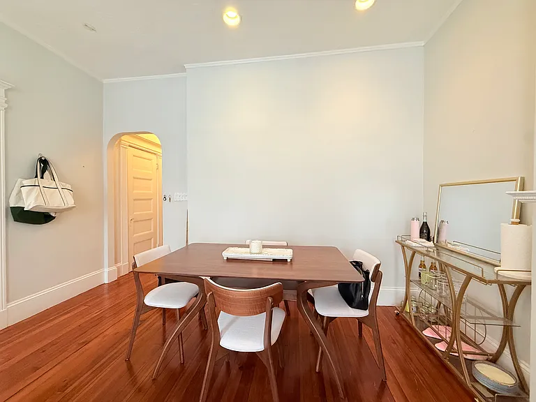 30 Peterborough St #29 — Photo 4
