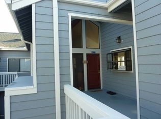 677 Arneill Rd, Camarillo, CA 93010