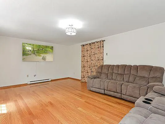 188 South St — Photo 11