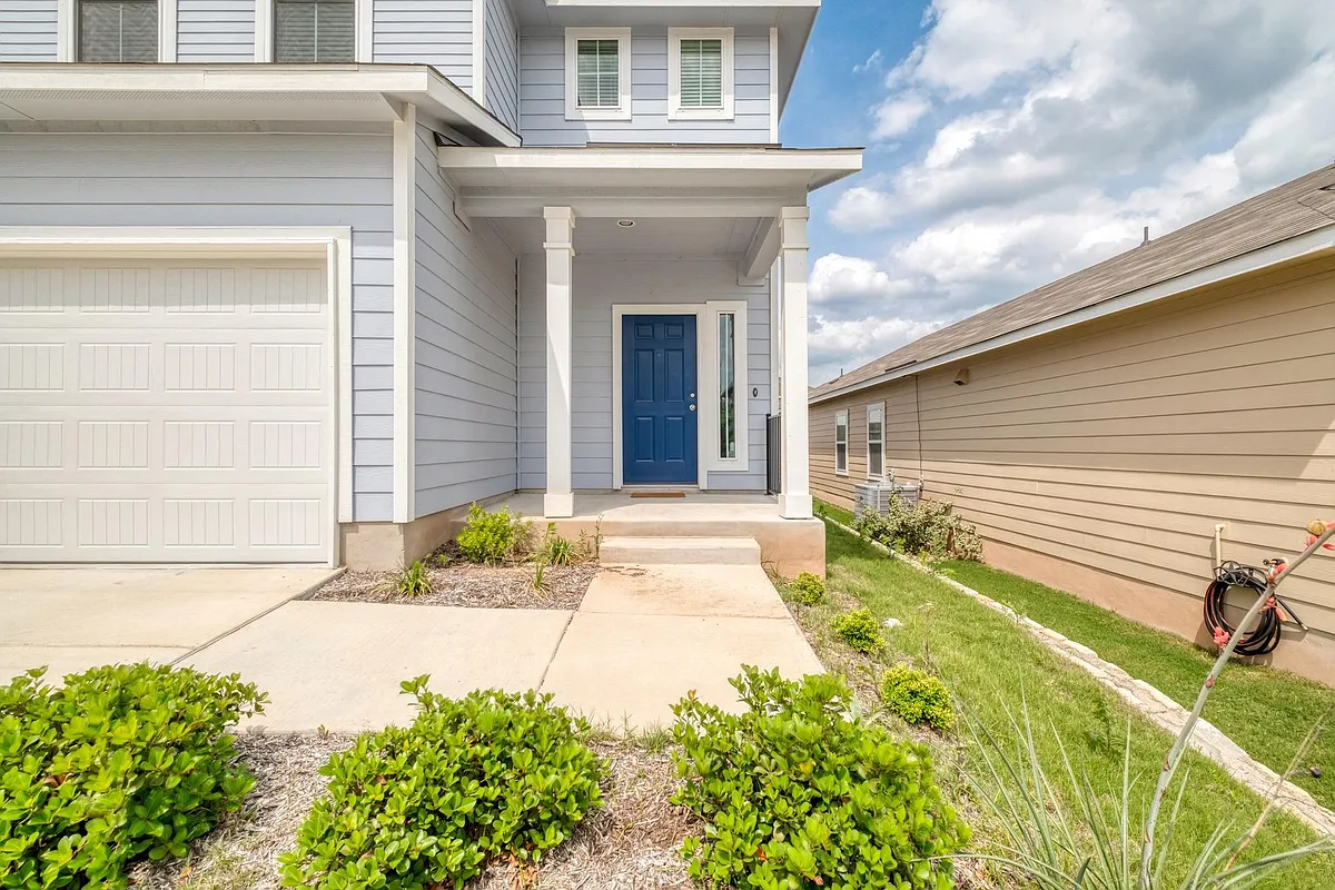 Building Photo - 2710 Paragon Fox Dr