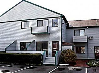 661 Metacom Ave APT 5, Bristol, RI 02809