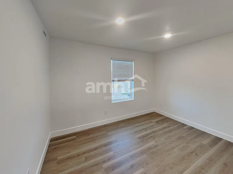 10003 Abilene Ct — Photo 16