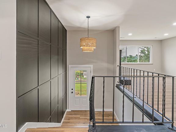 4th image of 6529 Kanuga Dr