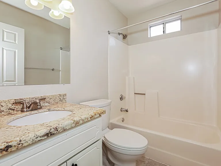2915 E Dolphin Ave — Photo 15