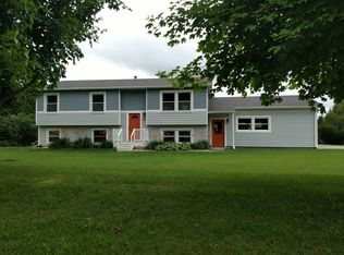 4855 Cottonwood Ln, Chelsea, MI 48118