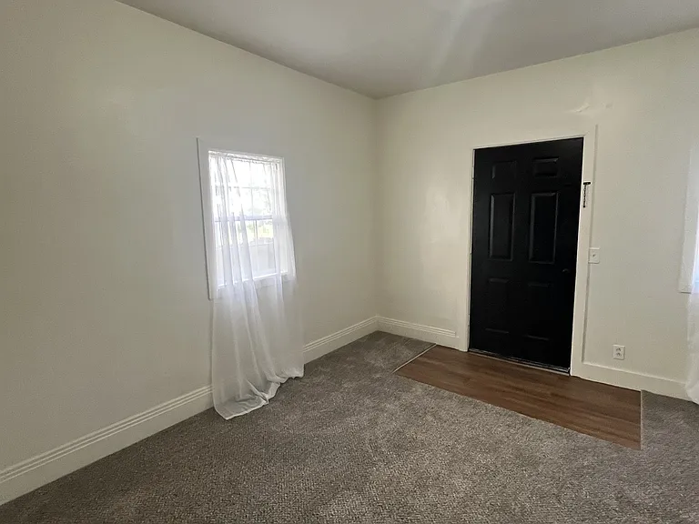 117-119 Neal Ave #1 — Photo 4