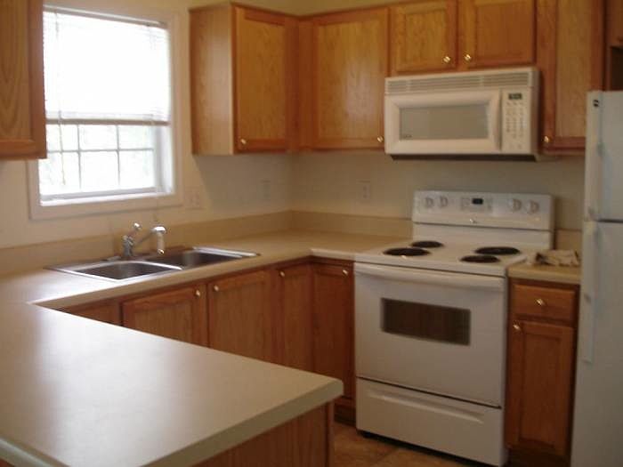2nd image of 6436 Dorius Dr