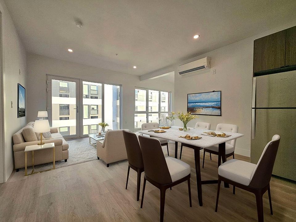 1st image of 14 Livingston St #203