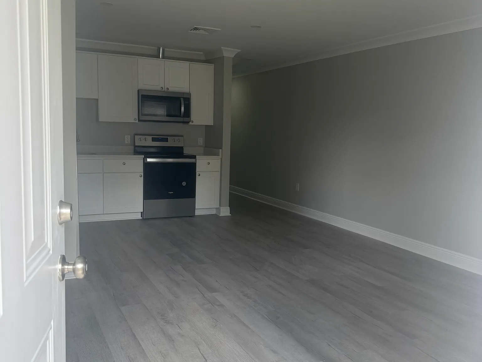 1 bed, 1000 sqft, $1,000 — Photo 4