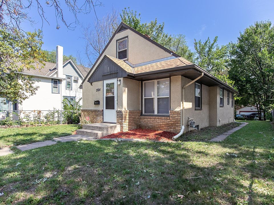 1st image of 2814 Emerson Ave N