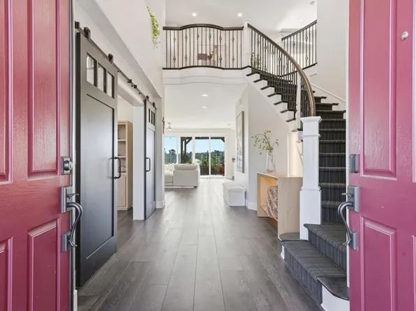 2219 Camino Robledo, Carlsbad, CA 92009