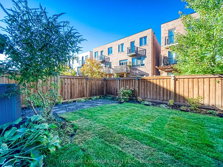 294 Valermo Dr — Photo 38