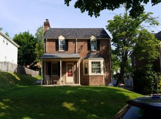 608 Kingsley St, Philadelphia, PA 19128